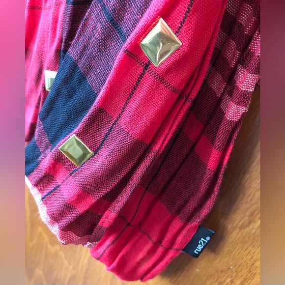 Fashion Scarf - Picture 2 of 2